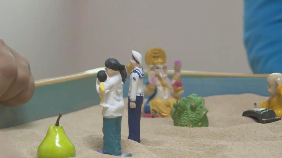 榜样在身边宣传模板,榜样在身边文章