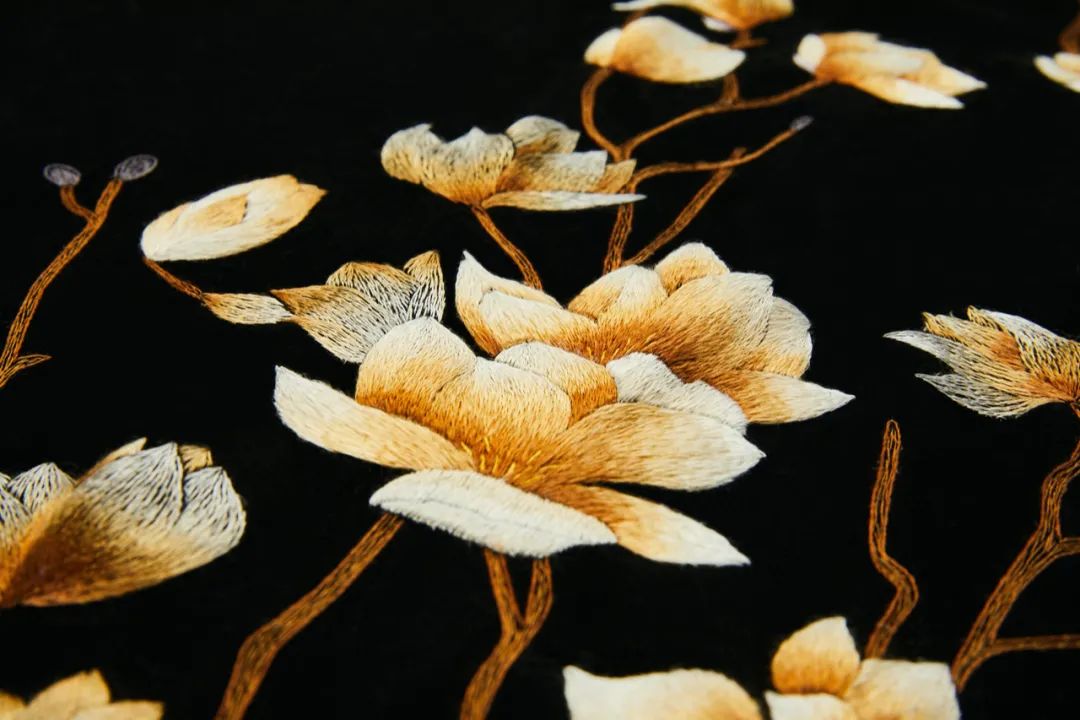 嫵WOO:东方女人的妩媚在颈肩