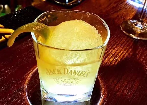 大连目前最好的酒吧,大连隐藏式酒吧