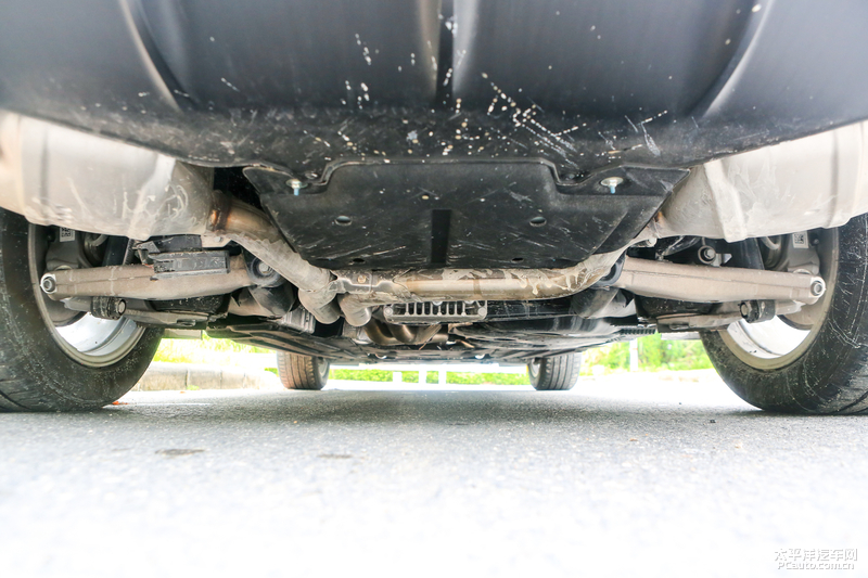 2019款保时捷macans运动suv之选 (2022款保时捷macan s深度试驾2.9t)