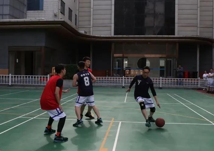 高燃时刻来袭，邯郸市交通运输局以特有方式庆祝五四青年节