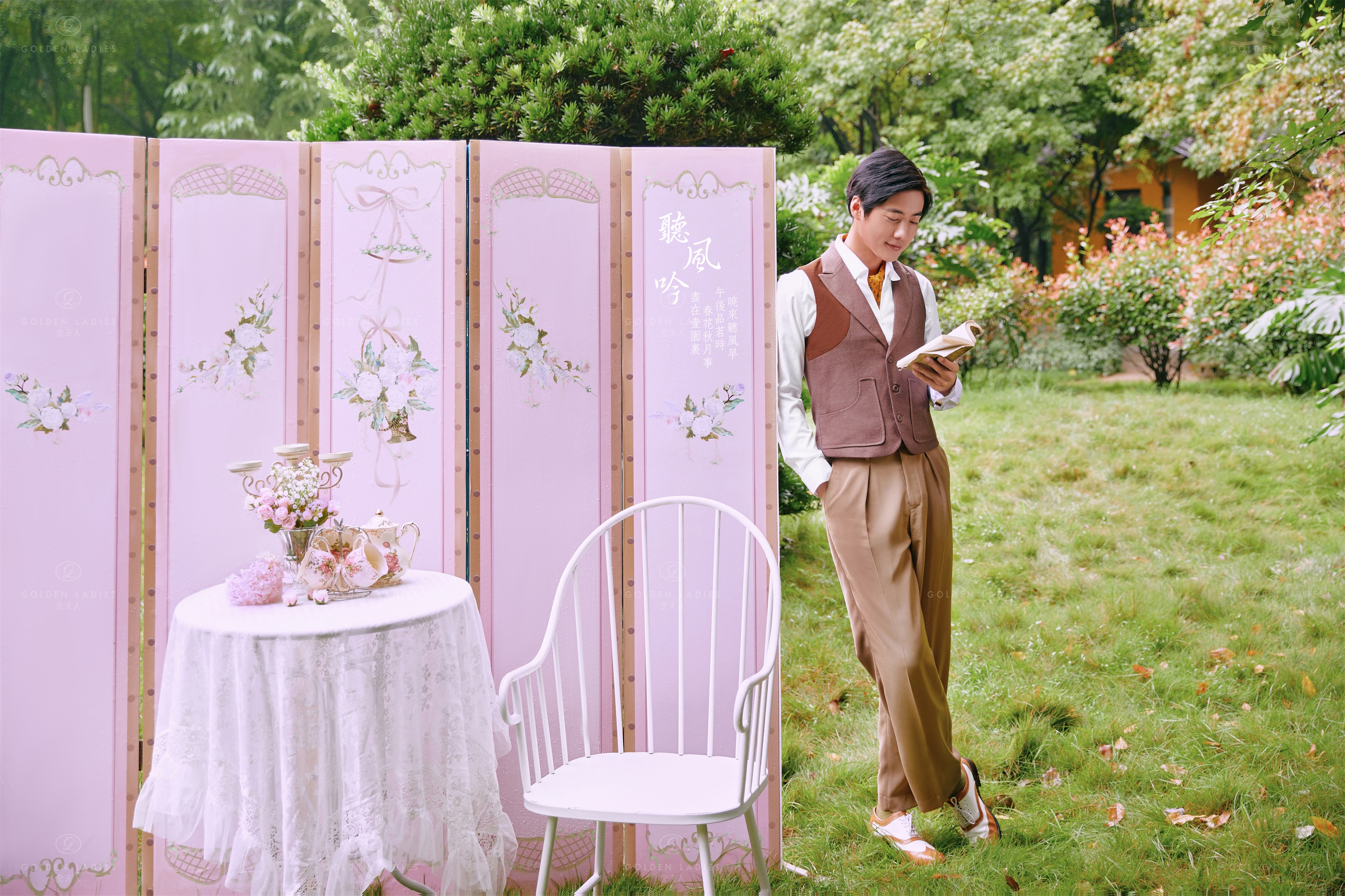 复古民国婚纱照风格金粉世家,金粉世家婚纱照加字高级感