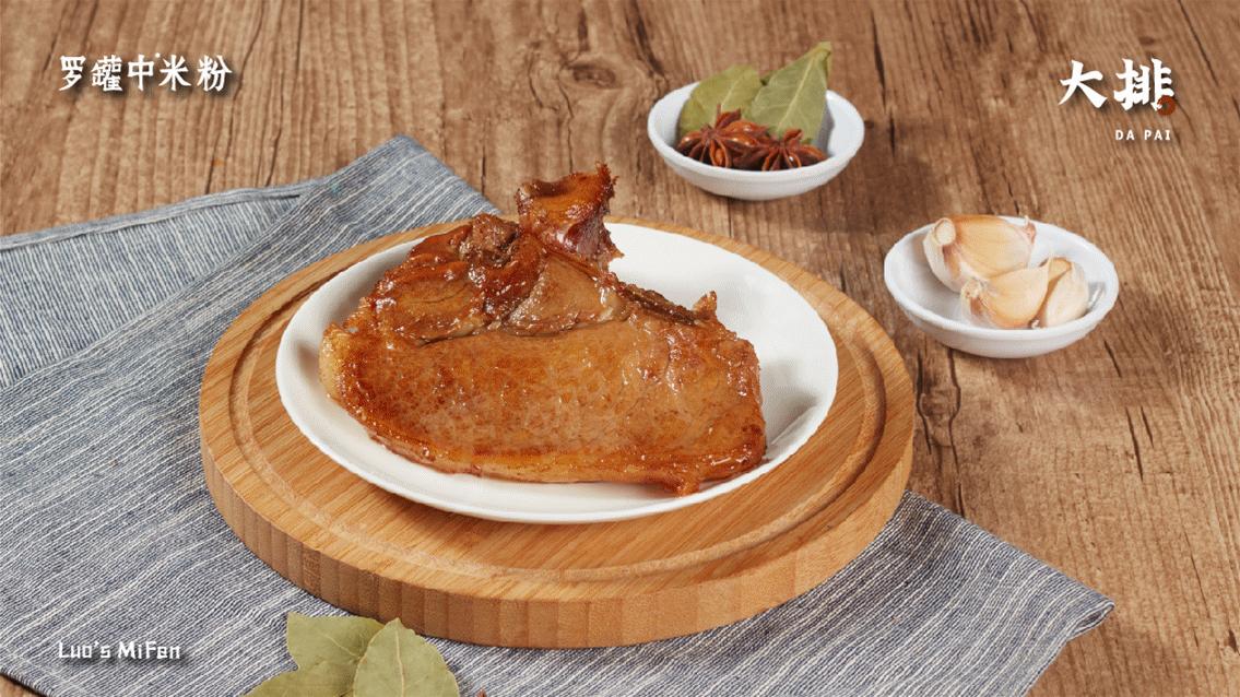 不起眼的小馆子,藏着怎么样的美味?想吃一碗米粉却还要排队