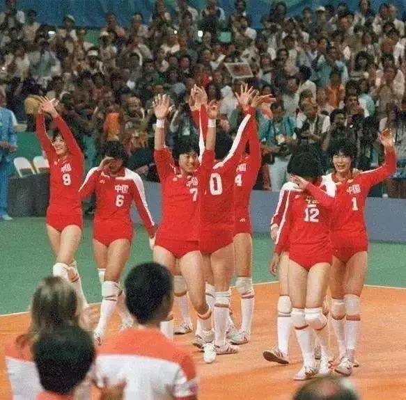 从1.5亿干到60亿！如今靠抄袭活命，这个百年老店，“人设”崩了