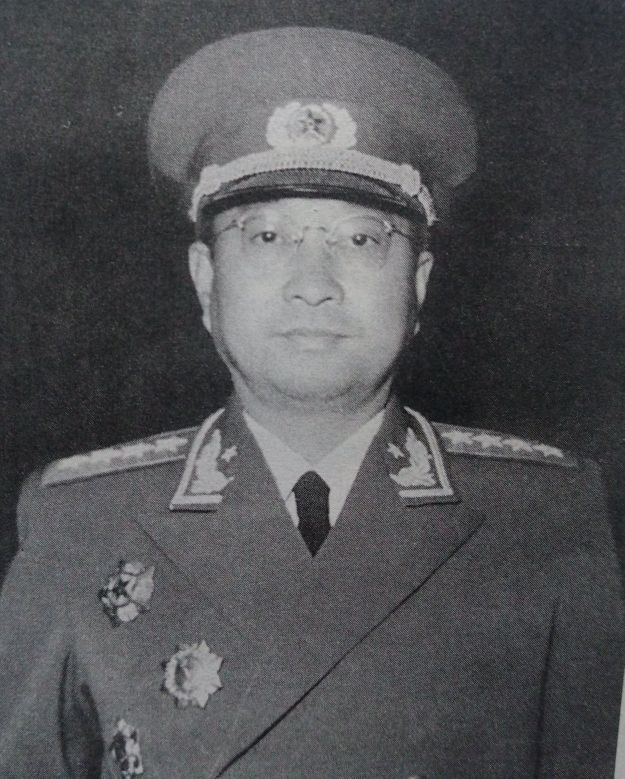 详解西南行政区*党**政军领导人在57年1月以前的工资与级别待遇