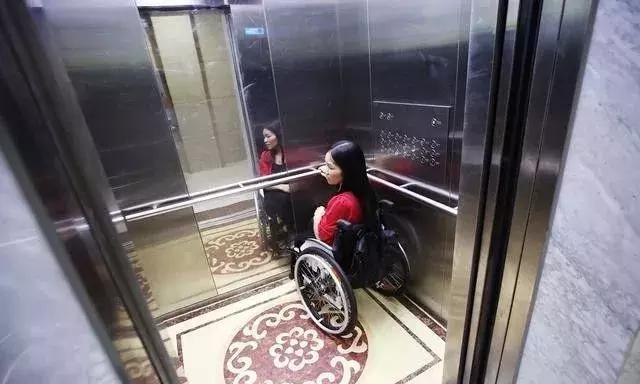 残疾人超励志成功逆袭,拒绝卖惨反倒感恩自己