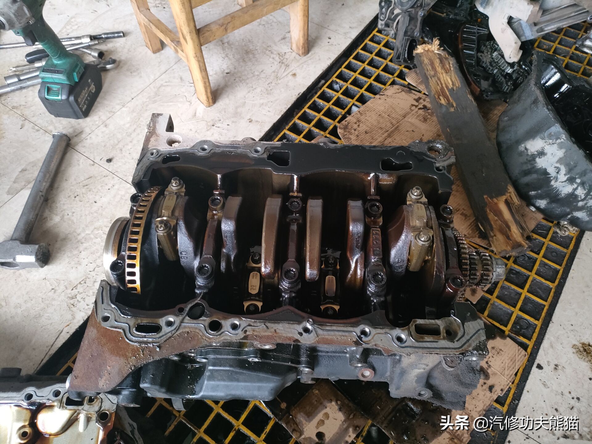 旧车翻新奥迪q5,小伙买奥迪q5被朋友眼红