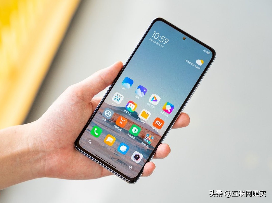 为什么现在手机256g也不够用了,vivos7e换新手机128g不够用