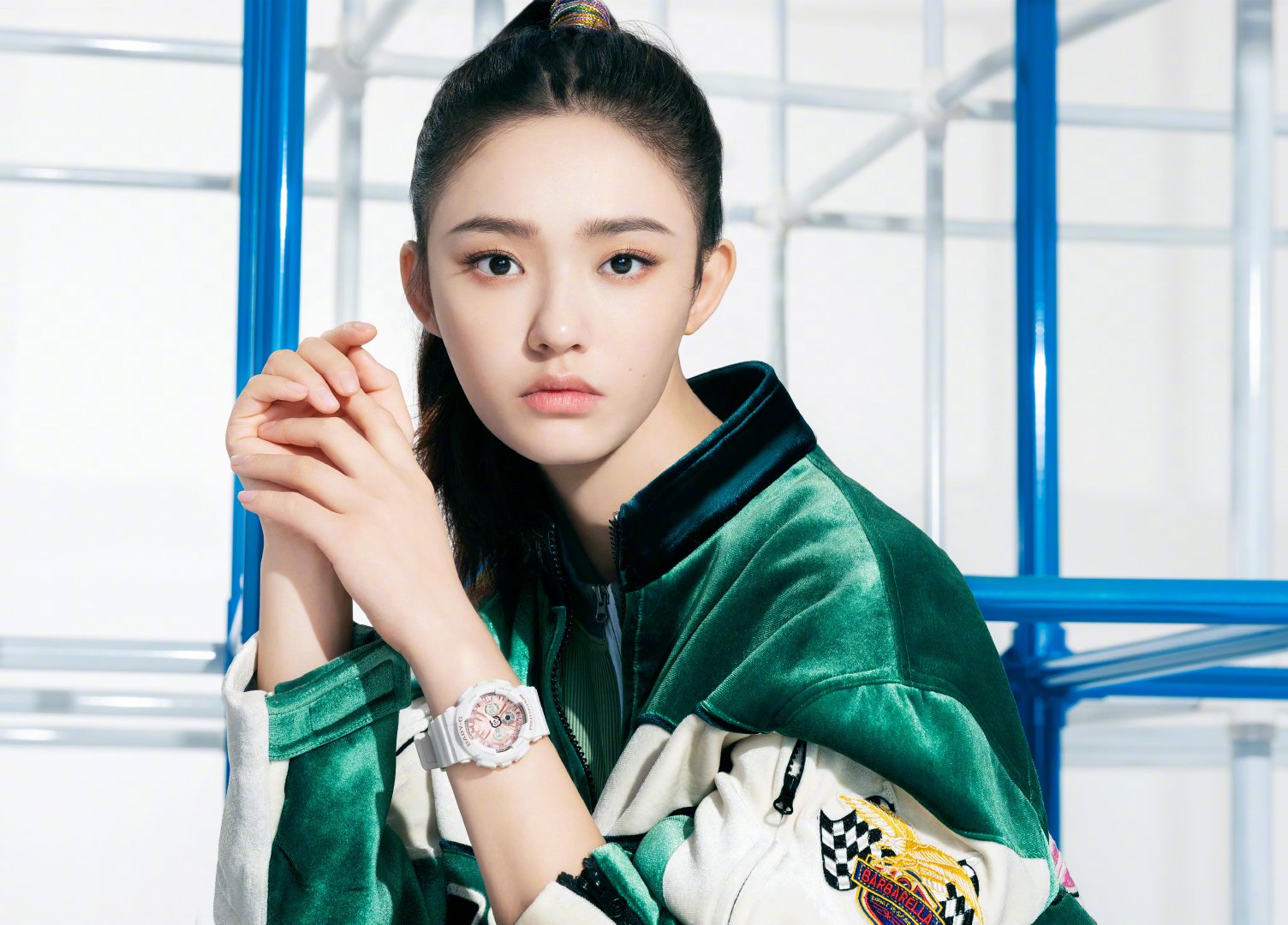 林允早期工作,林允真实家境