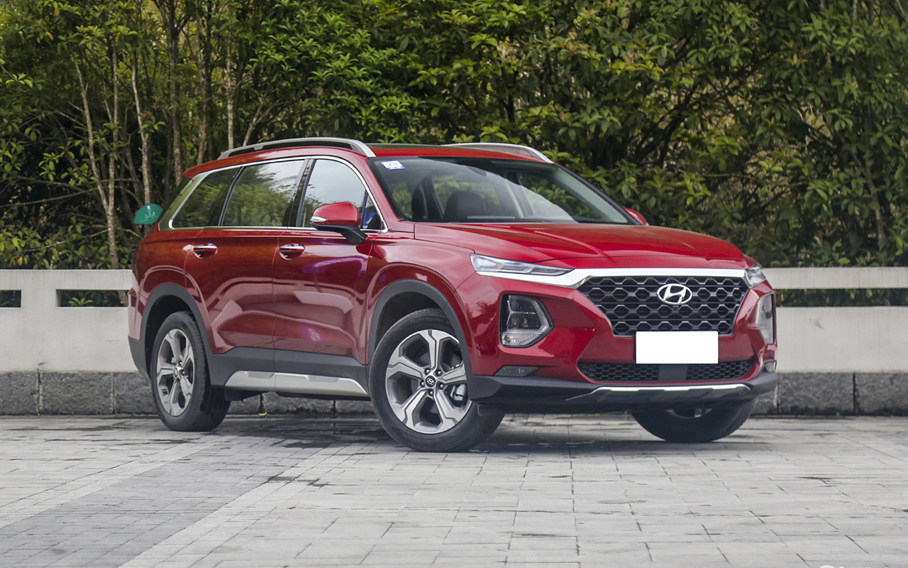 新款现代胜达实车很有霸气感,颜值高空间大省油七座suv