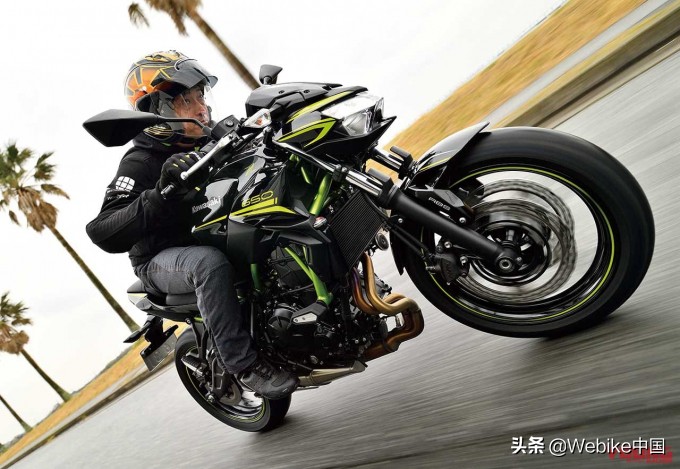 劲力125摩托车评测视频,川崎z650试驾评测