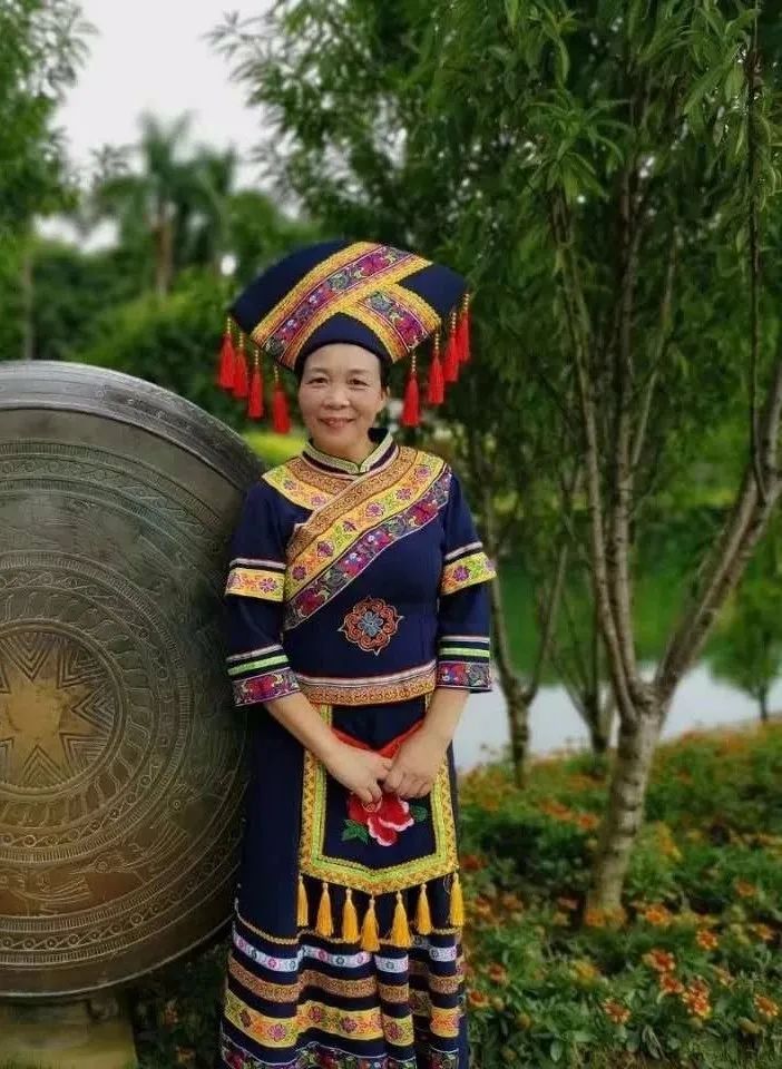 一报一刊一网一号,一报一刊