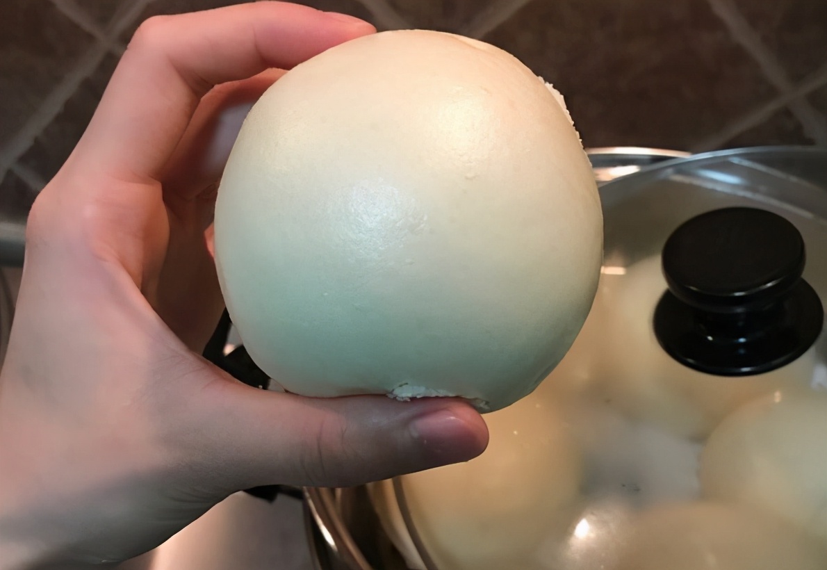 蒸馒头时，酵母放多了还能不能吃？弄懂以下4个问题，馒头做得香
