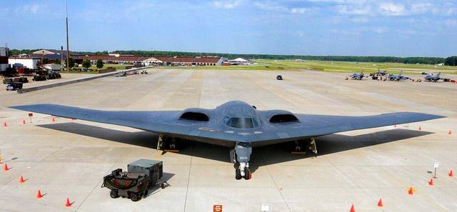 美国黑鸟sr72型高空侦察机退役,美国侦察机黑鸟为何退役