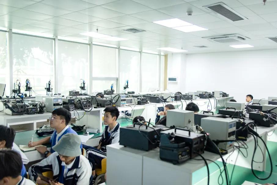 椤哄娍鑰屼负涔樺娍鑰屼笂,椤哄娍鑰屼负涔樺娍鑰屼笂閫嗗娍鑰屽己