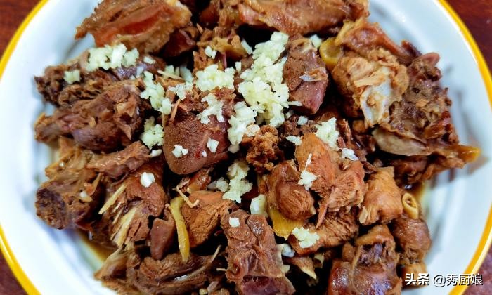 夏天吃兔子肉有什么好处,夏天多吃肉和蔬菜