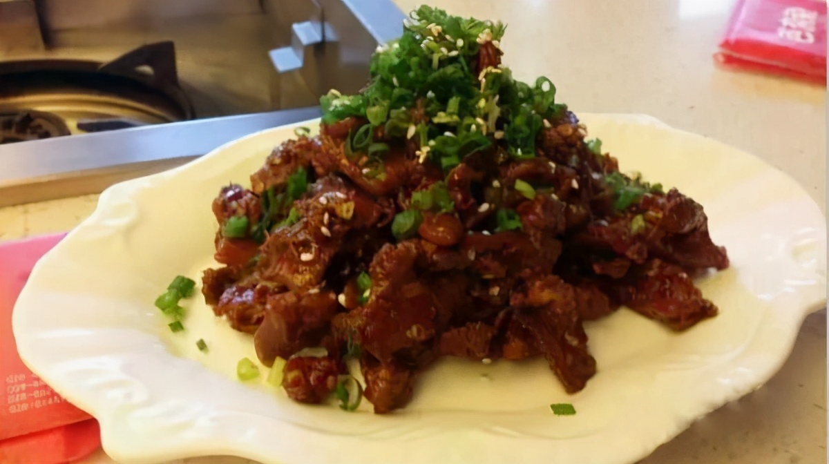 深秋，遇到兔肉别手软，钙是牛肉3倍，蛋白质含量极高，特别好吃