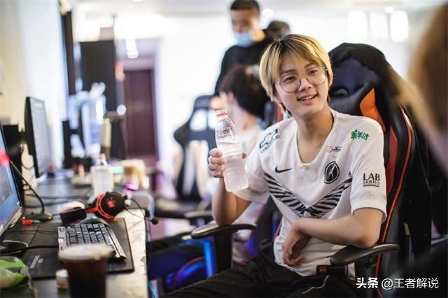 ig乐言宝蓝fate,两支冠军球队