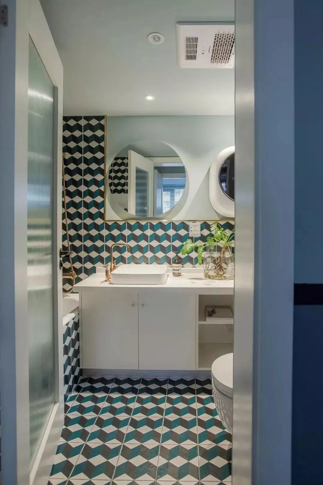 她家75㎡,果断舍弃一间卧室,装完后功能翻倍,颜值大大提升