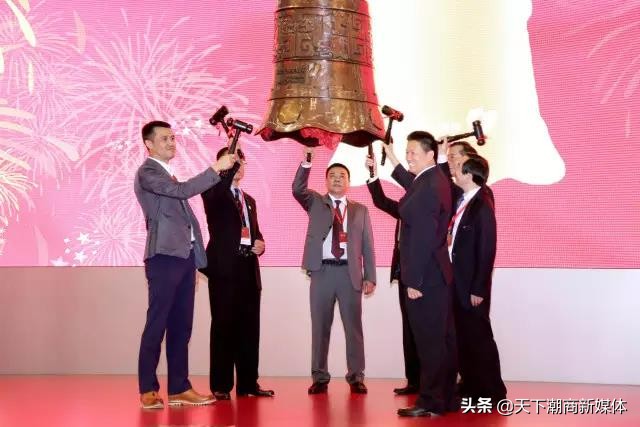 这位女潮商打造出中国母婴第一股，近日斥资2.37亿进军新行业