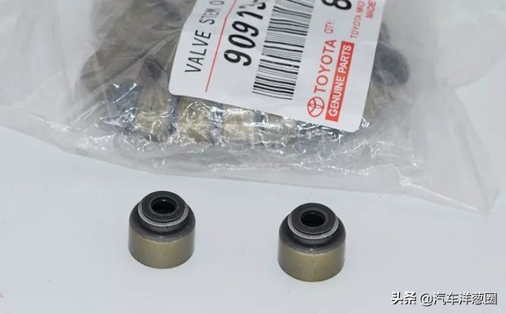 皇冠和雅阁哪个更值得入手,9万皇冠