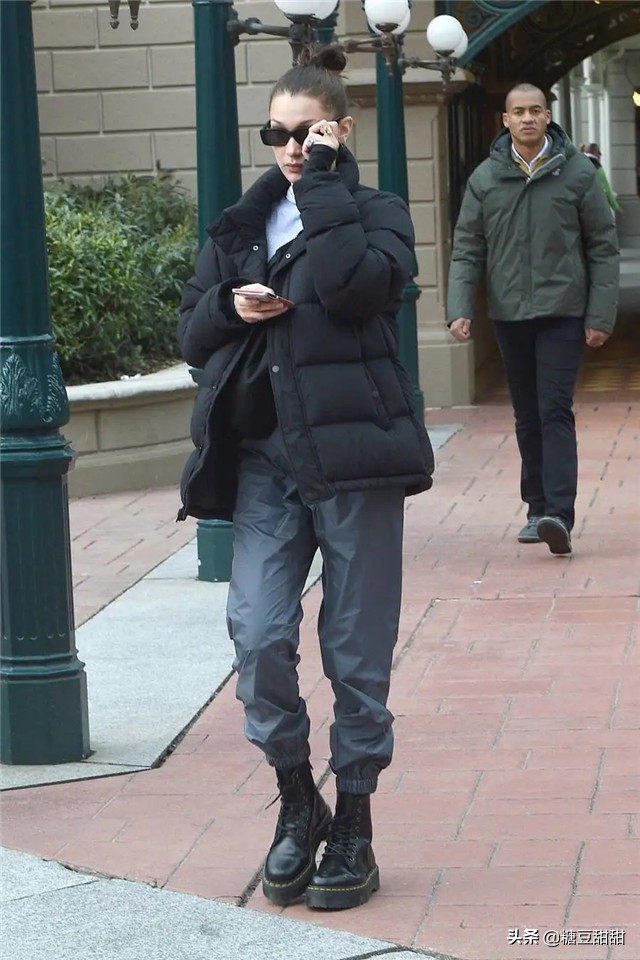 冬天穿大衣搭什么鞋好看,适合冬天搭大衣的单鞋