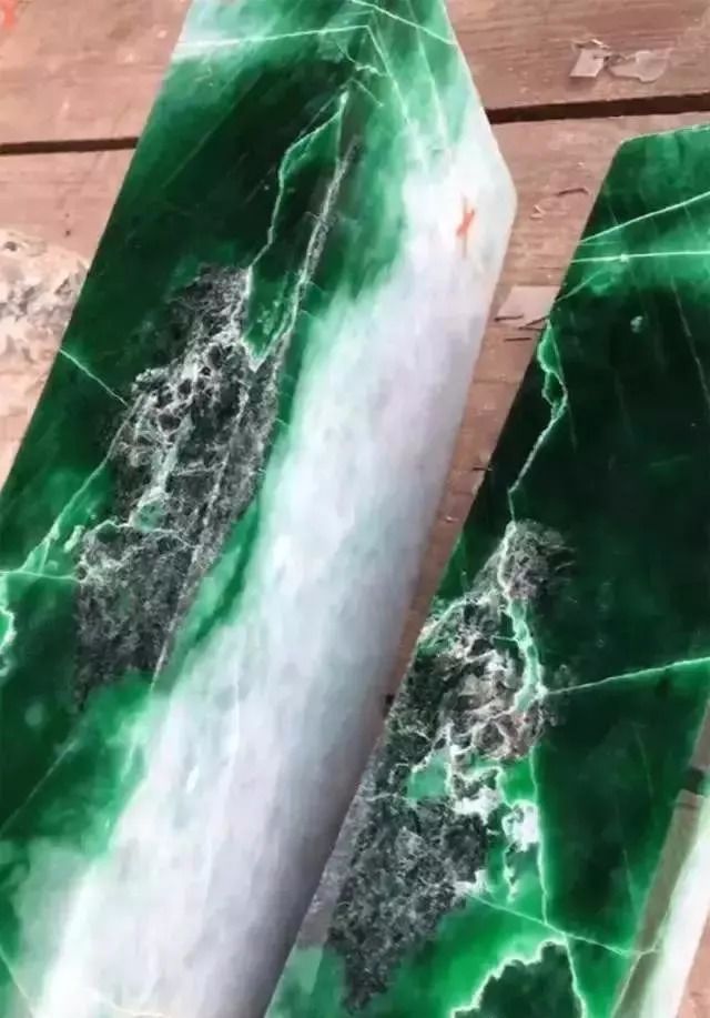 原来老缅都有三招祖传“看石绝学”,难怪我们切不涨!