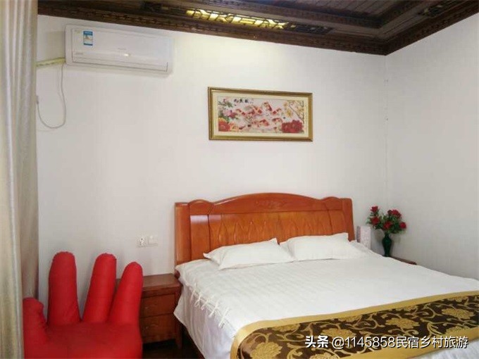 安徽省黟县宏村景区听雨楼客栈,宏村栖梧旅行精选徽派景观民宿