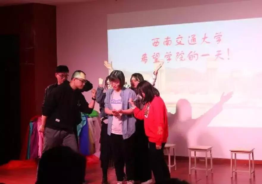 一人一故事深度解析,一人一故事的意思