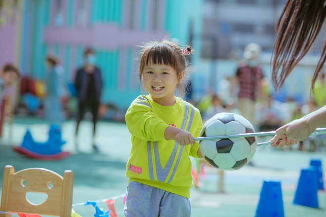 幼儿园保护视力预防近视宣讲,幼儿园保护视力预防近视倡议书