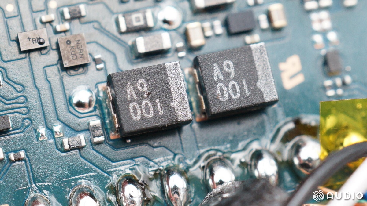 索尼耳机wh1000xm4拆卸视频,索尼wh-1000xm4全球购