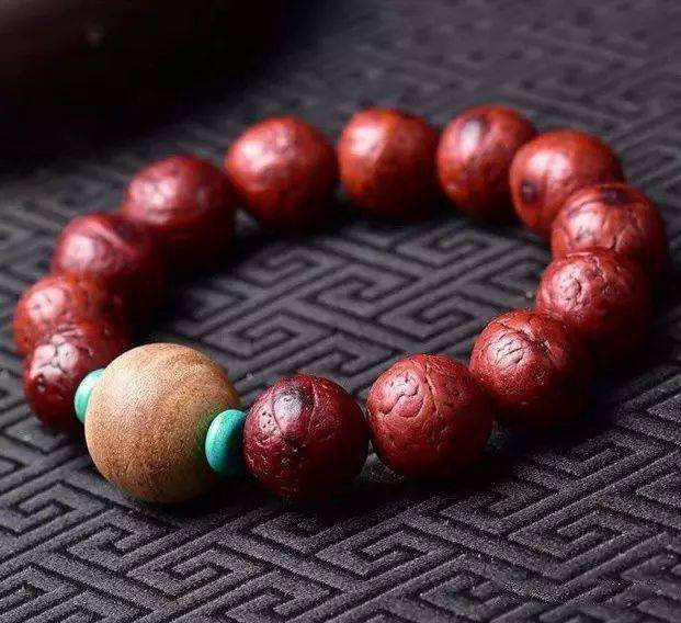 凤眼纯手盘效果,凤眼菩提手套盘多久可以上手