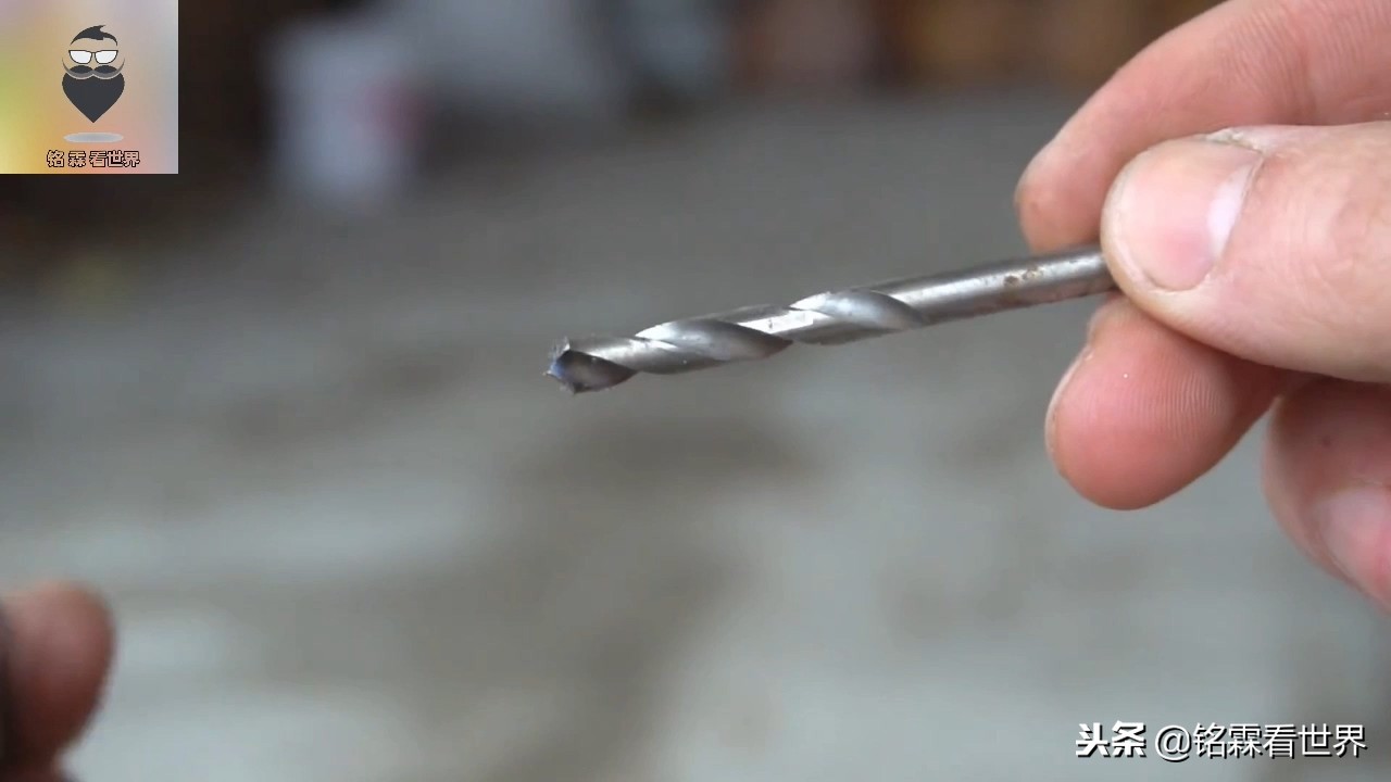 师傅动手改造磨钻头神器,自制磨钻头神器万能麻花钻头