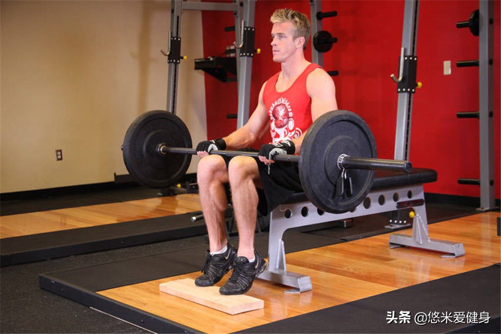 练腿部肌肉最佳的动作杠铃,腿部肌肉力量练习方法