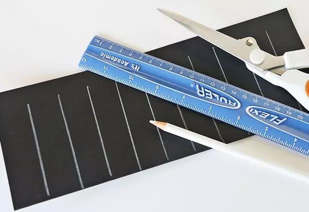 快过年啦！一起做些小灯笼迎接新年吧~