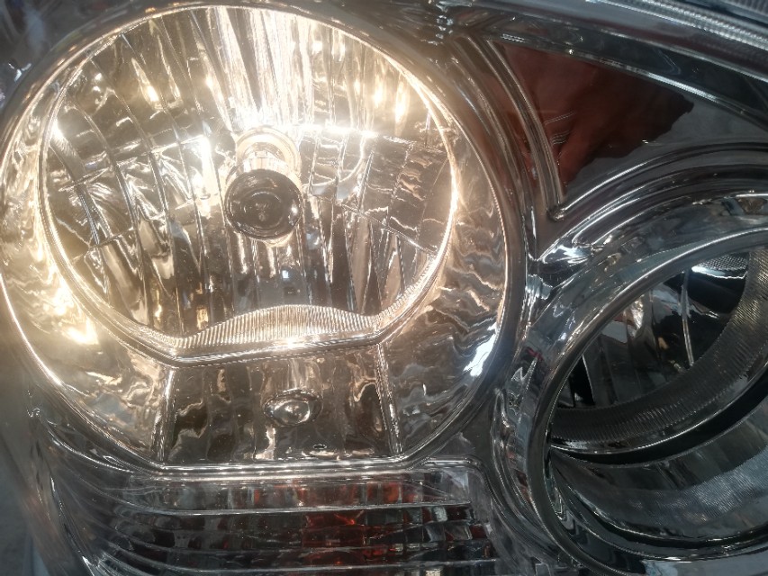 汽车led灯比卤素灯照的远吗,汽车led灯和氙气灯的优缺点