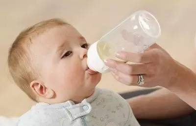 孩子歪脖,孩子歪脖的表现