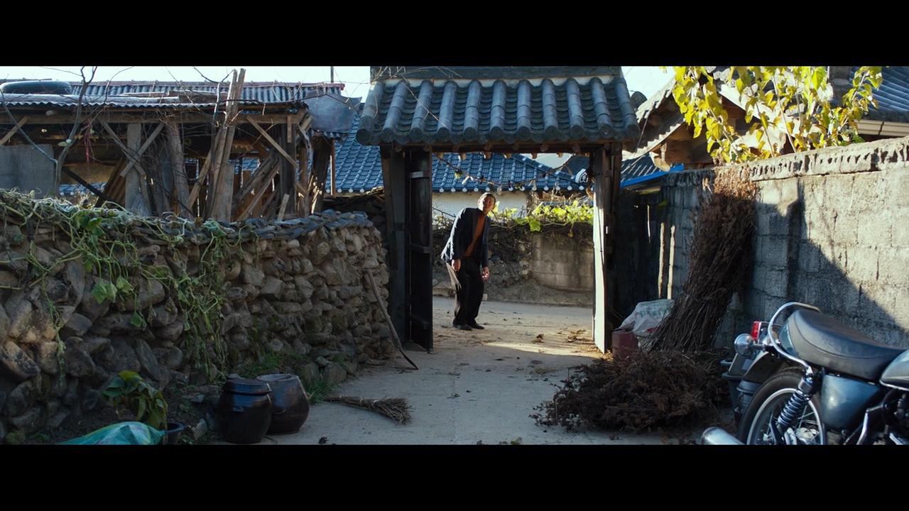 一部让你毛骨悚然的韩国恐怖片,韩国经典恐怖片驱魔