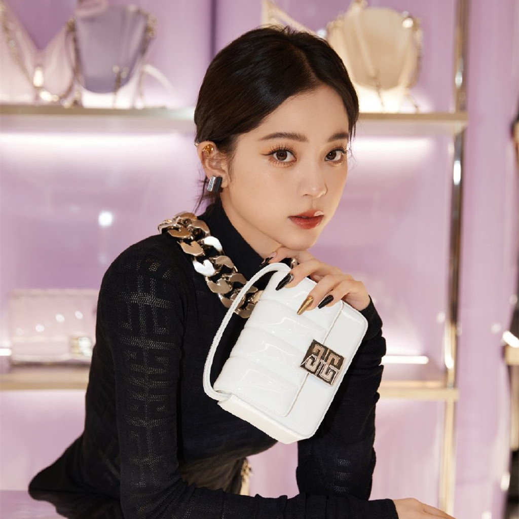 欧阳娜娜妆容教程千金妆官方版,化妆的正确步骤教程欧阳娜娜