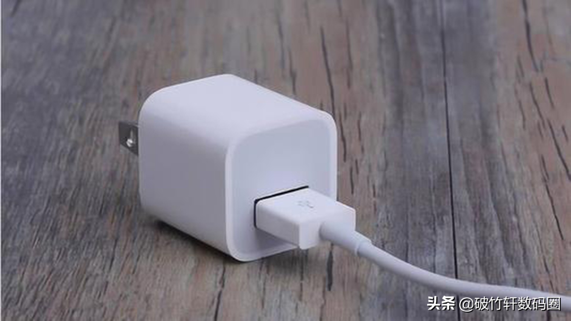 新手机电池如何充电才能使用更久,新手机电池充电是最佳的方法