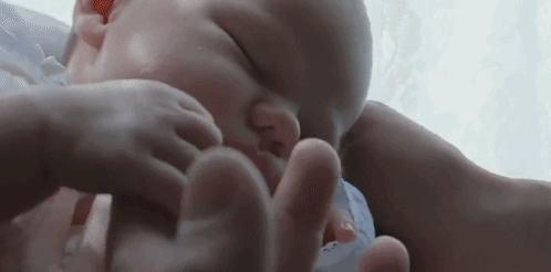 剖腹产的孩子容易感统失调,剖腹产小孩一定会感统失调吗