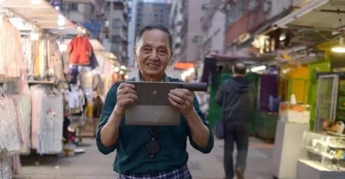 刀王陈当华完整视频,刀王陈当华磨一把菜刀