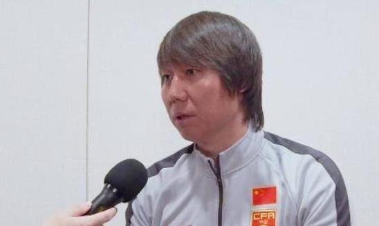 张稀哲评国足,李铁对张稀哲的看法