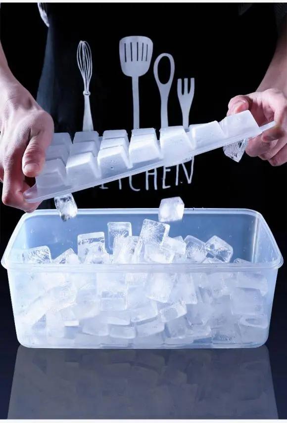 冰块透明的和白色的是怎么形成的,为什么饮品店的冰块这么贵