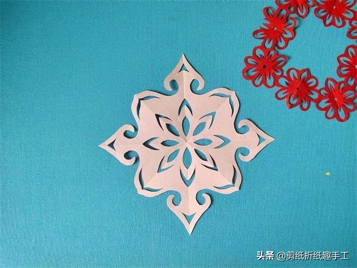 25种剪纸窗花教程简单,25种剪纸窗花教程图解