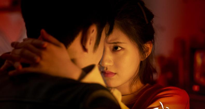 郁闷！前任明明缺点很多，却是别人眼里的完美对象