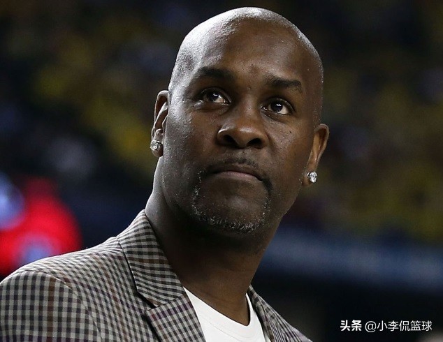 保罗3抢断,保罗生涯66次单场助攻上双