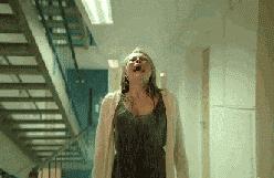 搞笑gif开心一刻,搞笑gif爱情来得太突然了