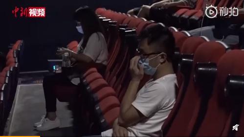 2020年的第一场电影图片,2020年第一场电影是谁拍的