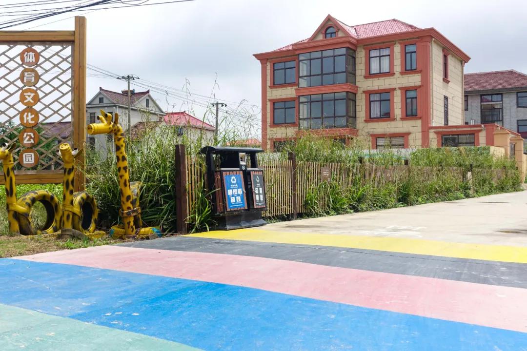 玩骑行和摄影,行走山野乡间赏田园风光